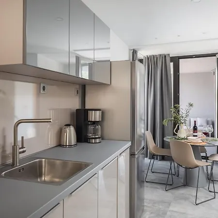 Residence The One - New Komiza Exterior photo