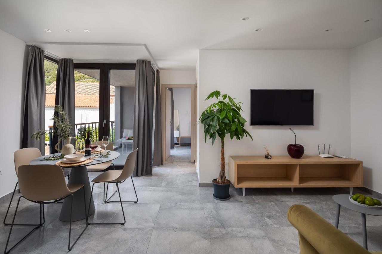 The One - New Apartament Komiža