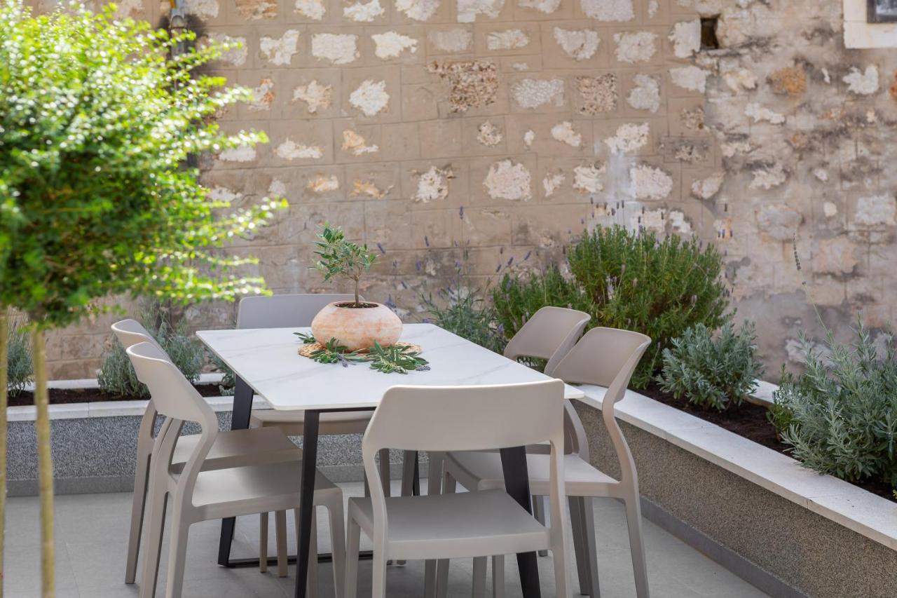 The One - New Apartament