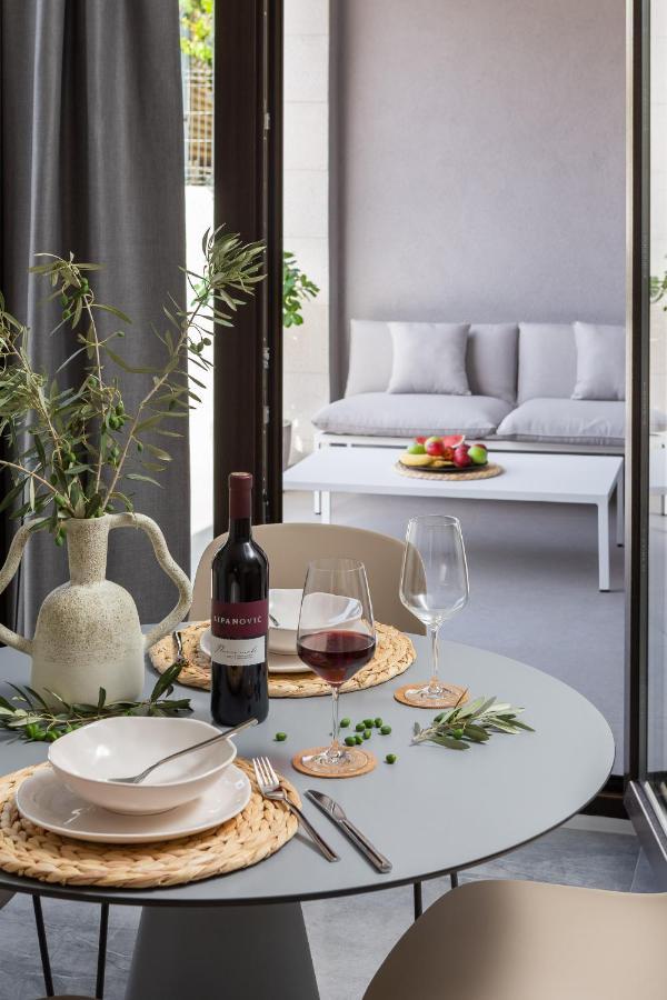 The One - New Apartament